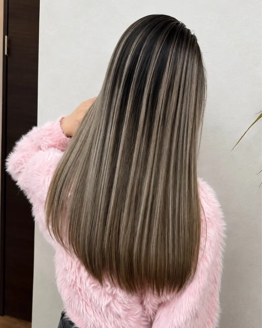 ロング レイヤーカット 藤沢エクステ れんな💖のヘアスタイル