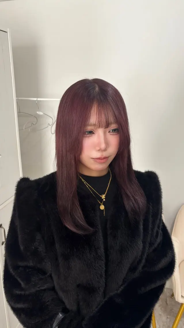 セミロング カラー ヘアカラー piLLon mayuのヘアスタイル