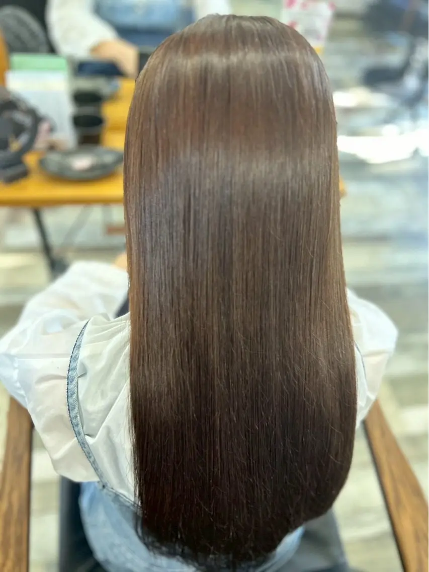 ミディアム カット ヘアカラー トリートメント 中西 広人のヘアスタイル