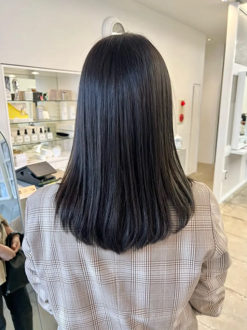 ミディアム カット ヘアカラー トリートメント 近藤 千裕のヘアスタイル