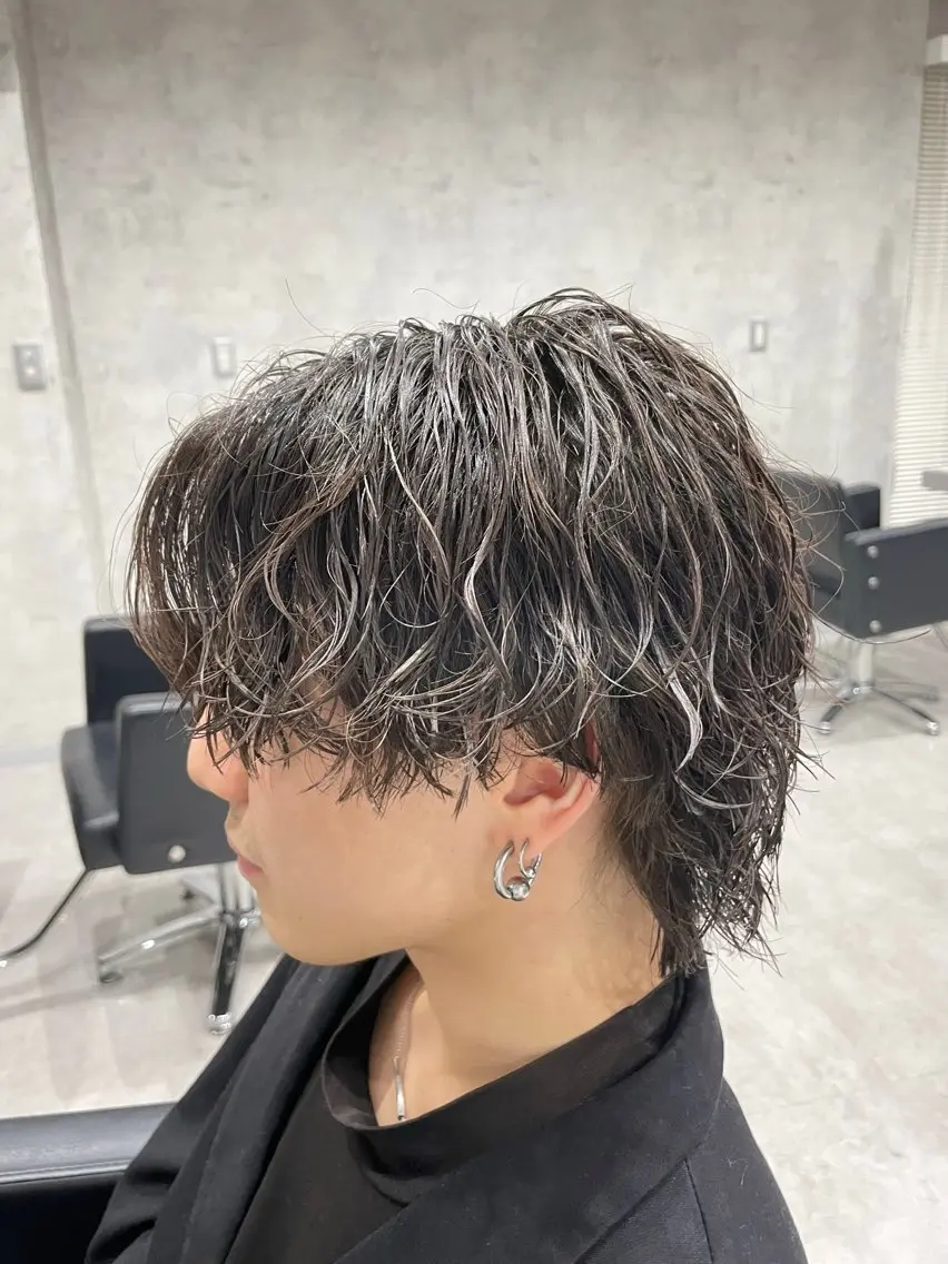 ショート パーマ メンズ マッシュウルフ マッシュ メンズウルフカット ウルフカット カット パーマ トリートメント ヘアセット 垢抜けメンズパーマ /颯太のヘアスタイル