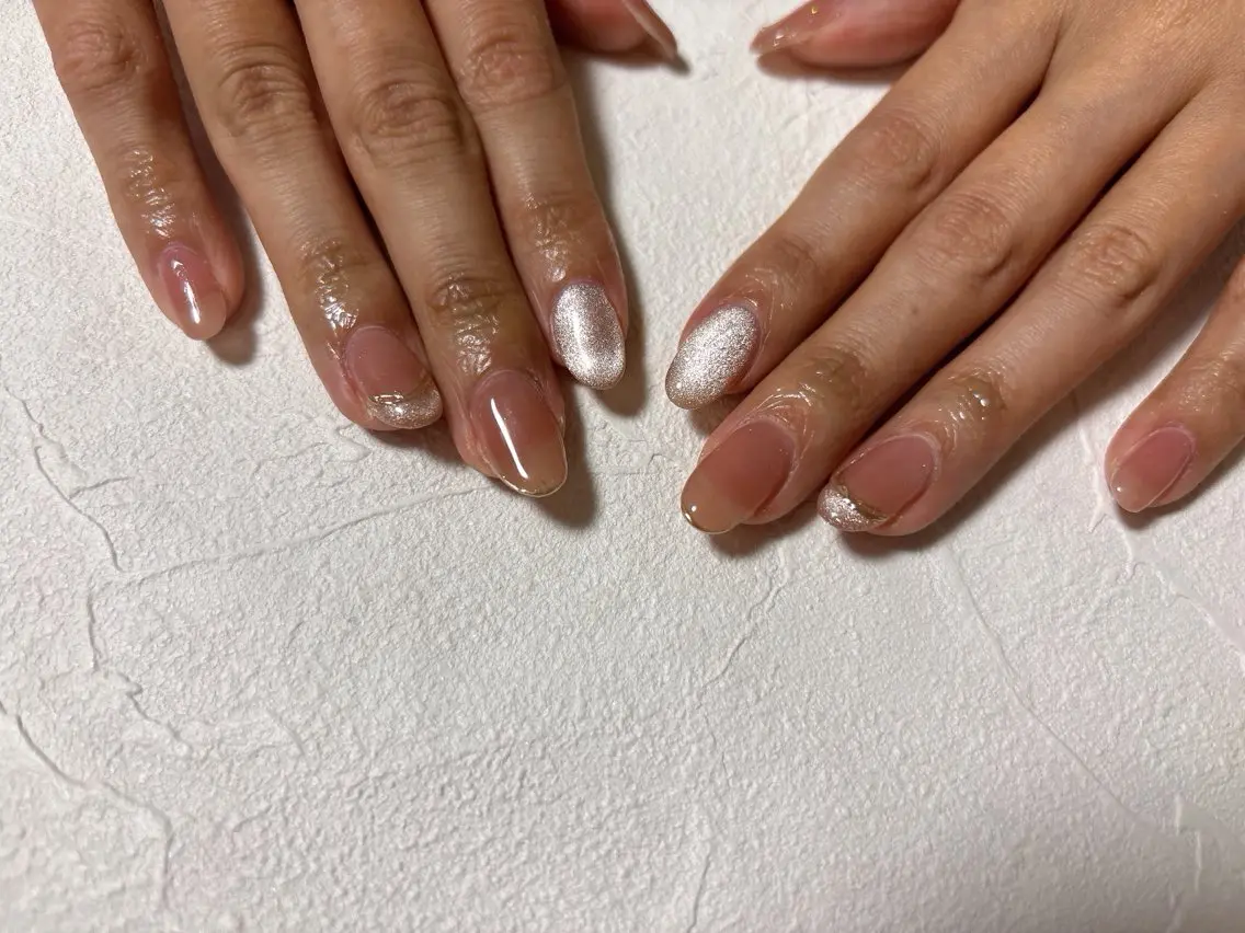 ネイル オーロラネイル フットネイル フレンチネイル ジェルネイル マグネットネイル ハンドネイル kiki nail &brow二子玉川のネイルデザイン