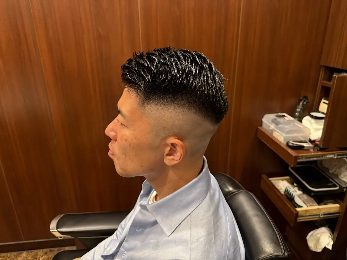 ショート メンズ フェードカット スキンフェード 竹村 優のヘアスタイル