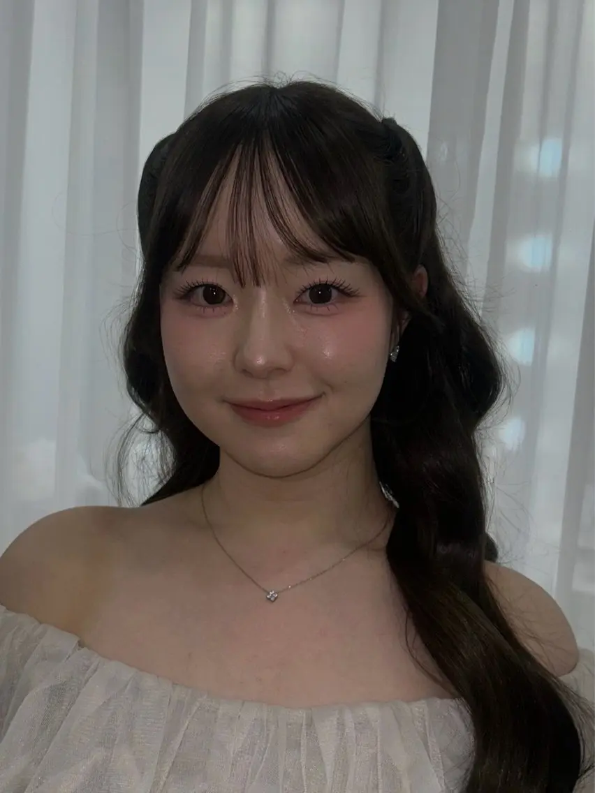 💠デイリー向け韓国メイク+巻き下ろしヘア🩵の写真