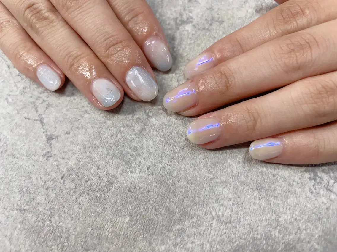 ネイル オーロラネイル ブルー ニュアンスネイル foglia❁. ⌇imamuraのネイルデザイン
