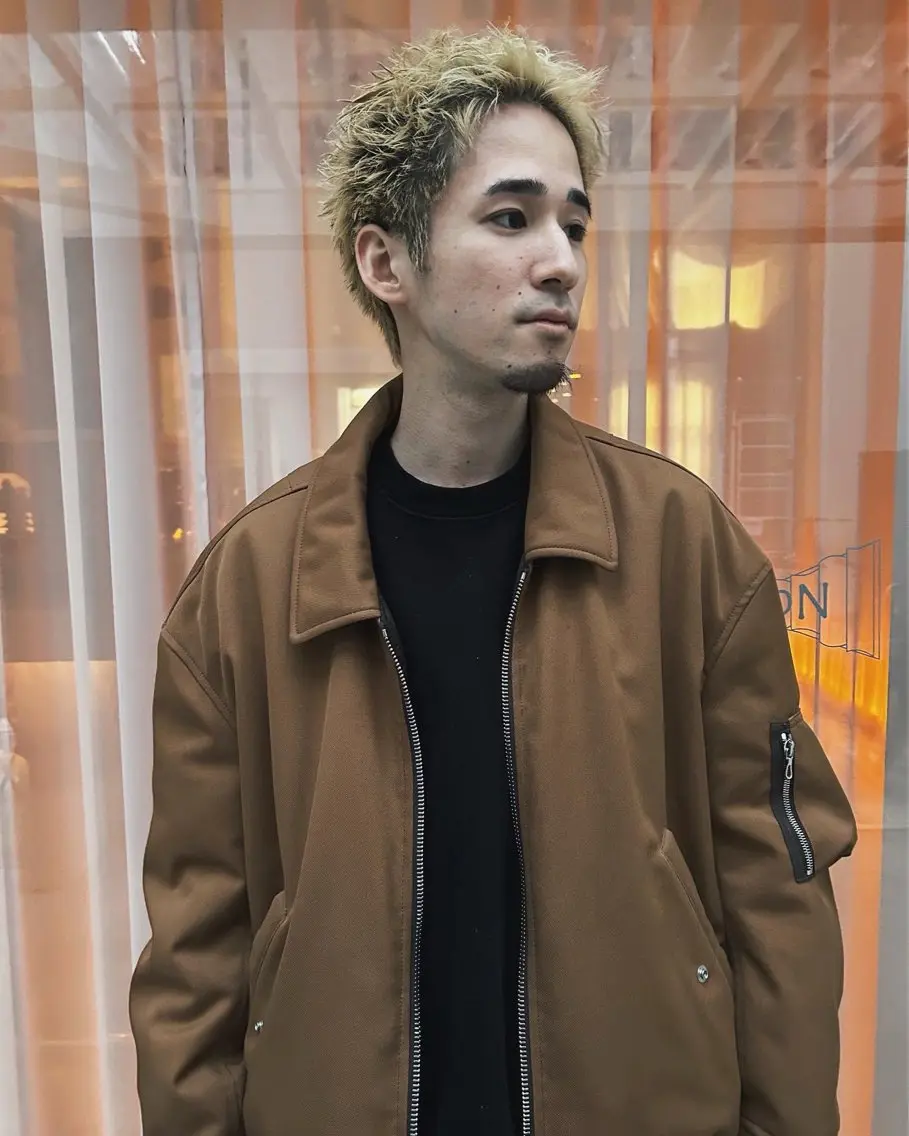カット+ブリーチ+ワンカラー+前処理トリートメントの写真