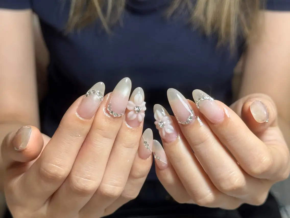ネイル ハンドネイル ハンドケア Shiori Nailのネイルデザイン