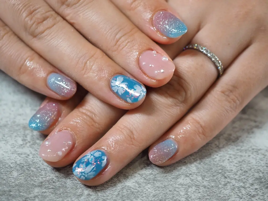 ネイル アートネイル チークネイル フラッシュネイル フットネイル フレンチネイル glaNje shioriのネイルデザイン