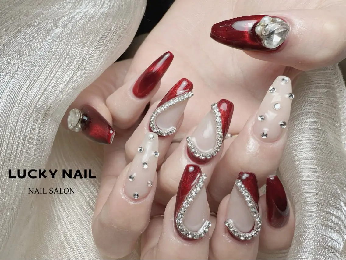 ネイル LUCKY NAILのネイルデザイン