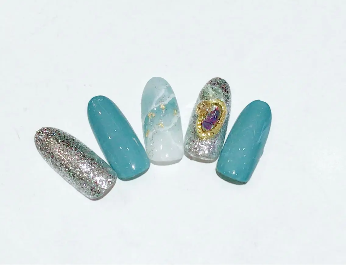 ネイル Lino+ ネイル&よもぎ蒸しのネイルデザイン
