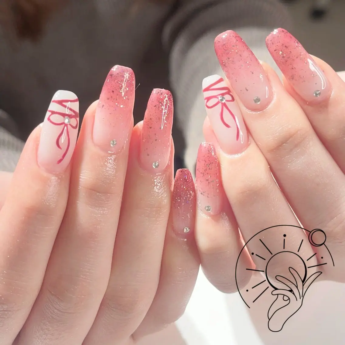 ネイル フレンチネイル ジェルネイル 韓国ネイル マグネットネイル マグネットフレンチ ハンドネイル ハンドケア Sun Nail 池袋のエステ・リラクイメージ