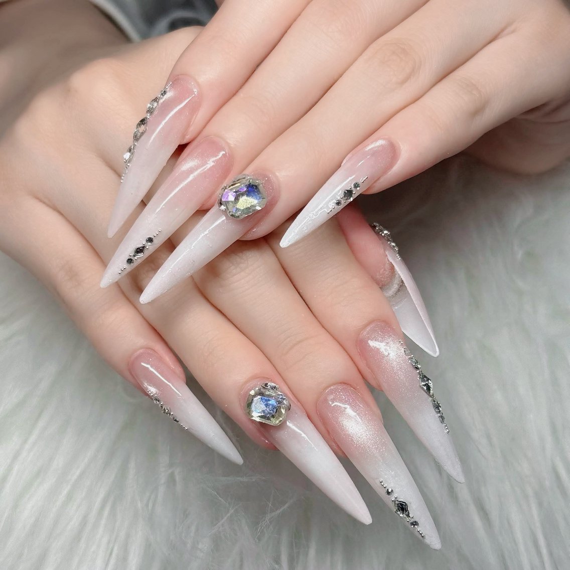 ネイル フットネイル フレンチネイル グラデーション 韓国ネイル ロングネイル ハンドネイル Hani Nail Salonのネイルデザイン