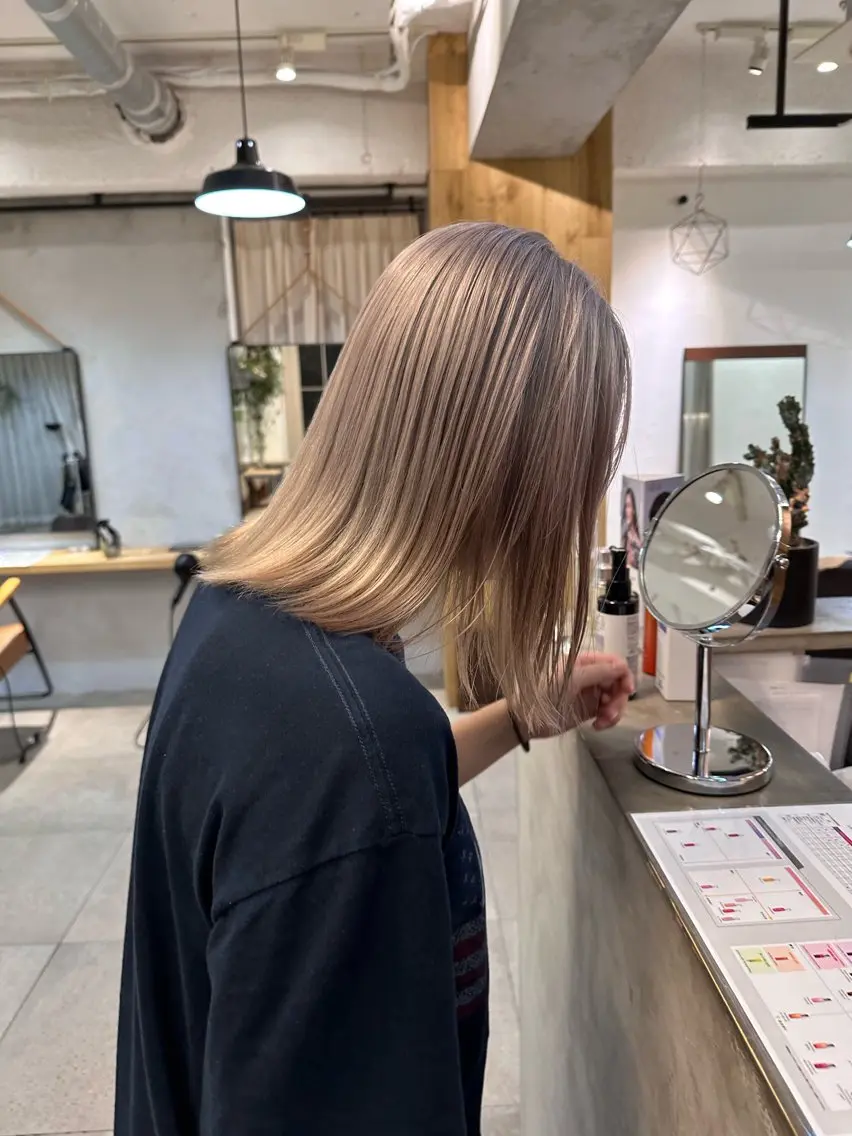 ミディアム カラー カット ヘアカラー REINA☁️透明感 カラー/ぷつっと♡のヘアスタイル