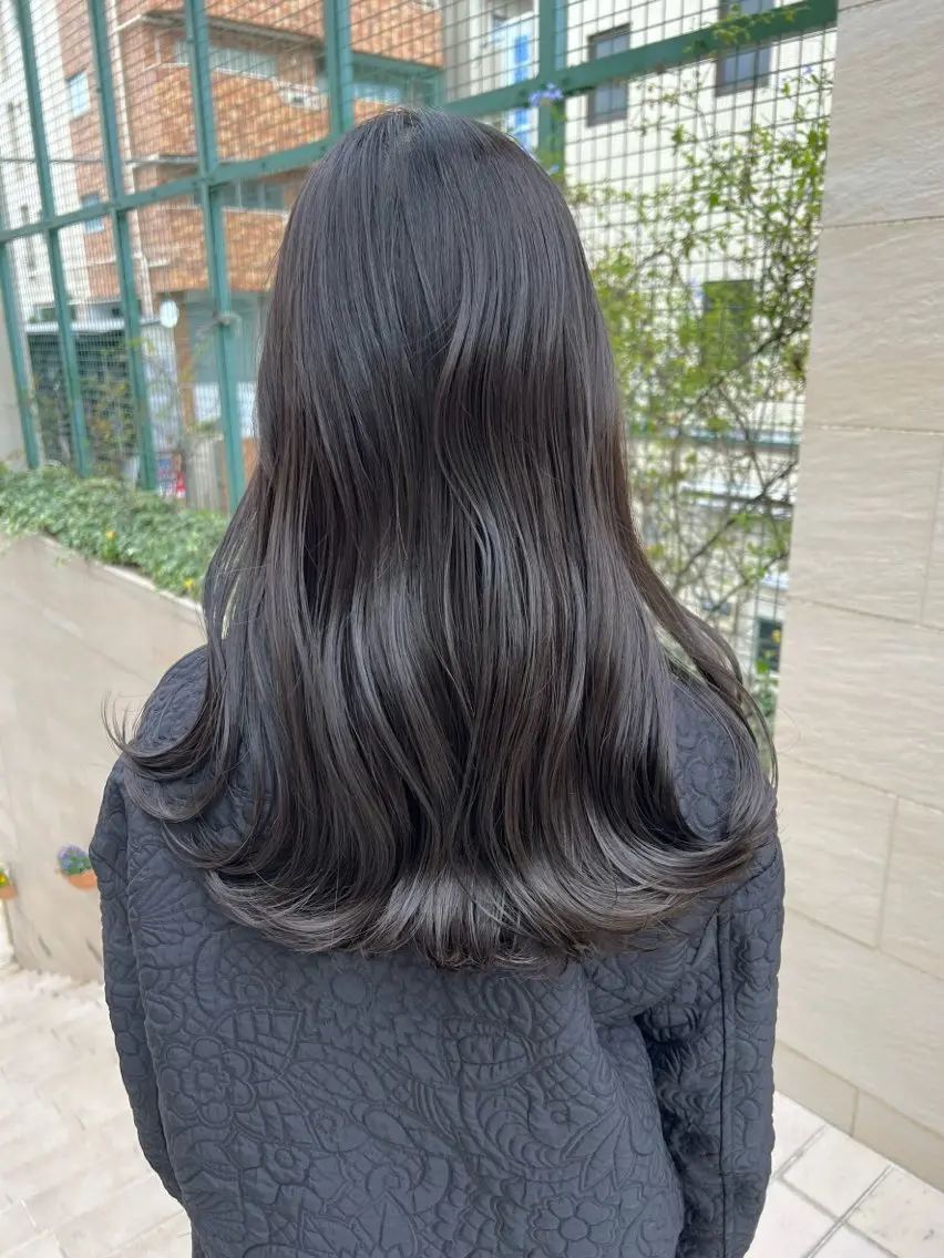 ロング 永留 春香のヘアスタイル