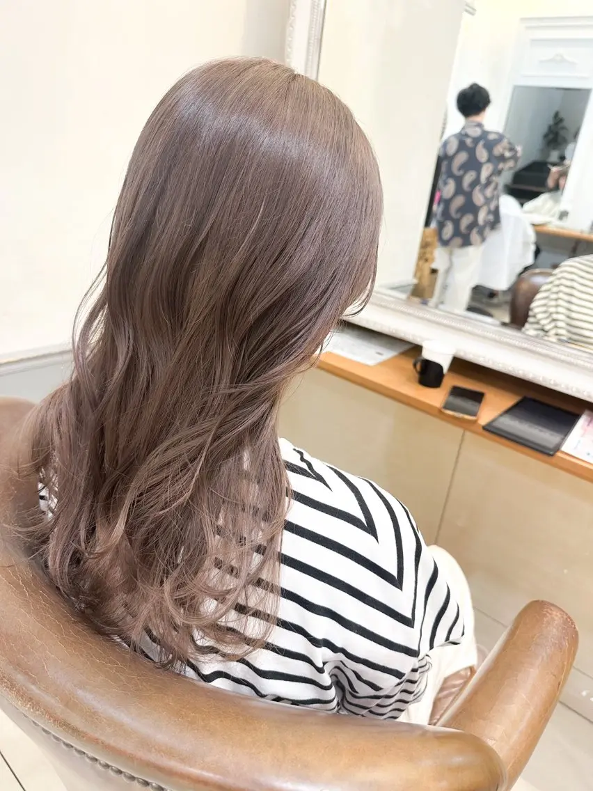 ロング カラー ベージュカラー ハイトーンカラー インナーカラー モカベージュ カット ヘアカラー トリートメント ✨カラー支持No.1 🧸ワキ カナコ🧸のヘアスタイル