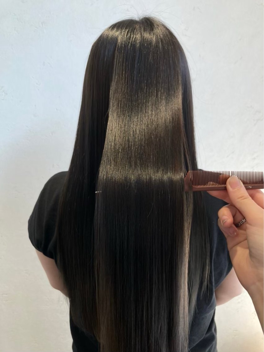 カラー Inity   森 千尋のヘアスタイル