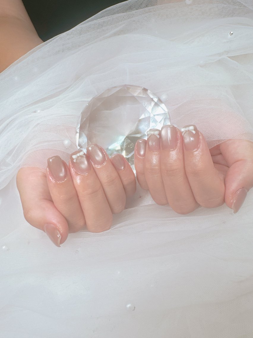 ネイル アートネイル チークネイル フレンチネイル ジェルネイル ガラスフレンチ ハンドネイル Queeens nailのネイルデザイン
