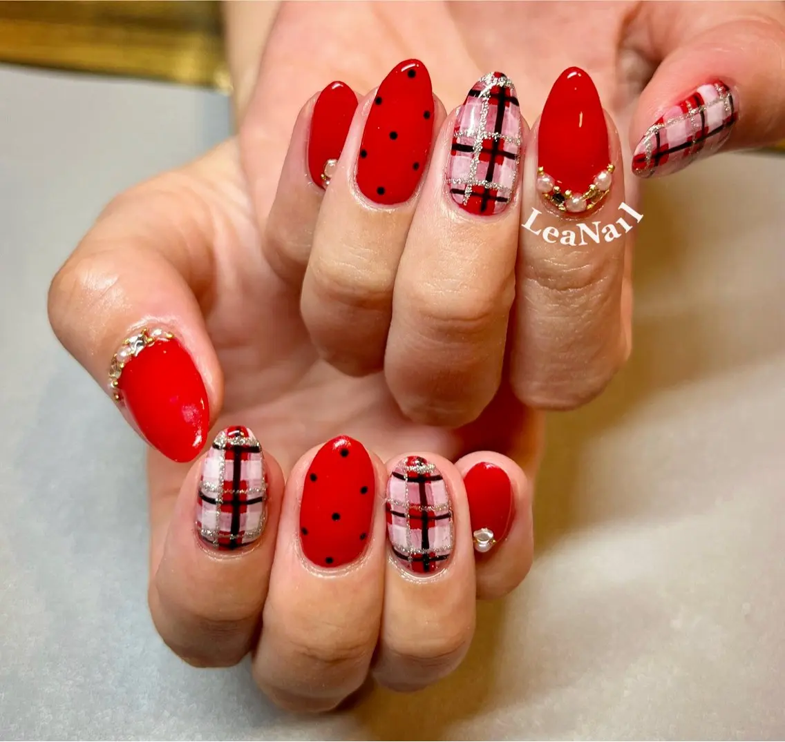 ネイル 持ち込み 赤色 Lea Nailのネイルデザイン