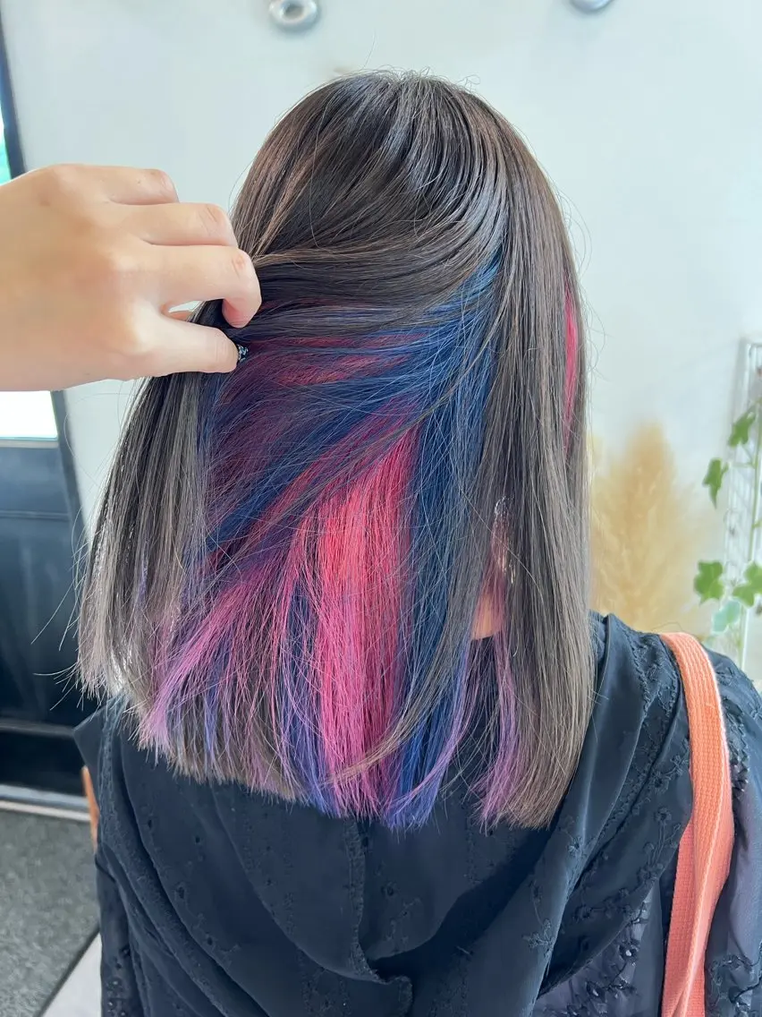 ミディアム 奥田 葵のヘアスタイル