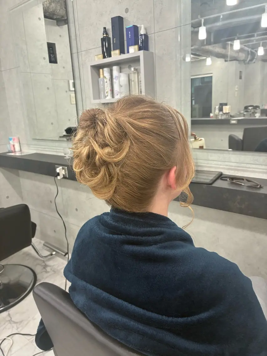 ミディアム ヘアアレンジ ヘアセット Endearing 🌟銀座のヘアスタイル