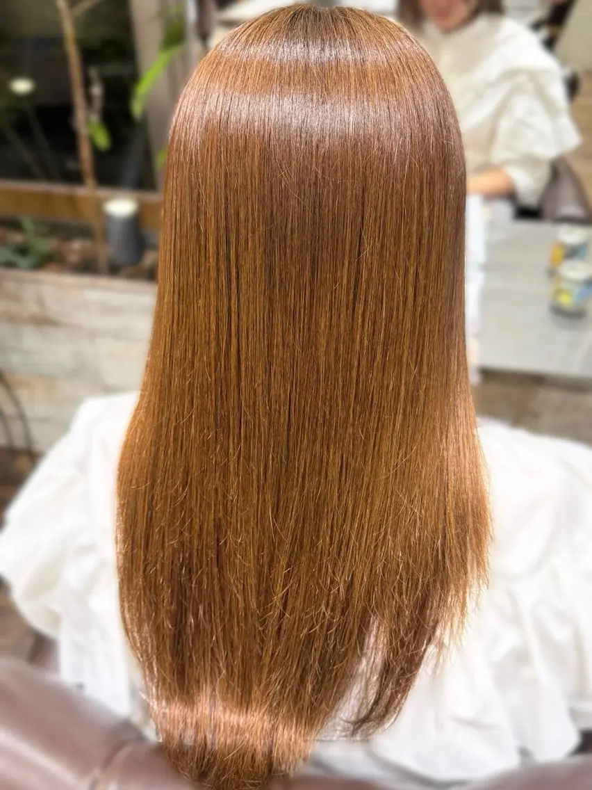 セミロング ヘアカラー ノア 🎀のヘアスタイル