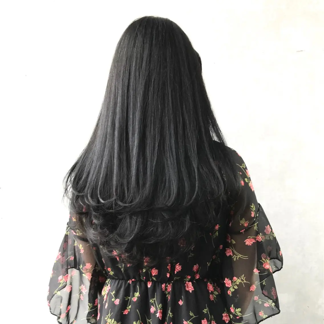 ロング カラー 黒髪 ブルーカラー ブルーブラック ヨシンモリ ムルギョル巻き K-POP好き美容師 🇰🇷Kai.Yのヘアスタイル