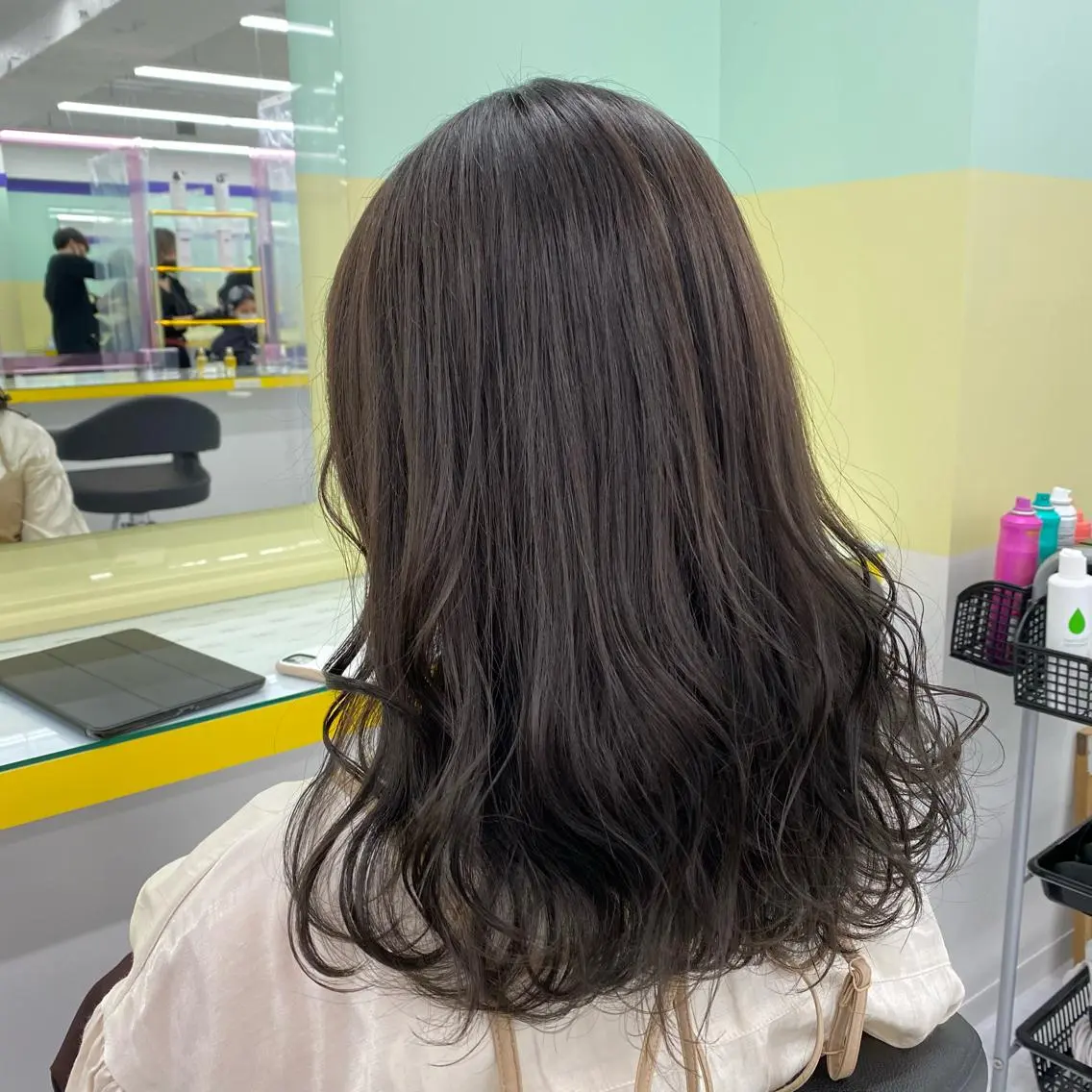 ミディアム カラー ヘアアレンジ カット ヘアカラー mai🍑暖色カラー /レイヤー💖のヘアスタイル