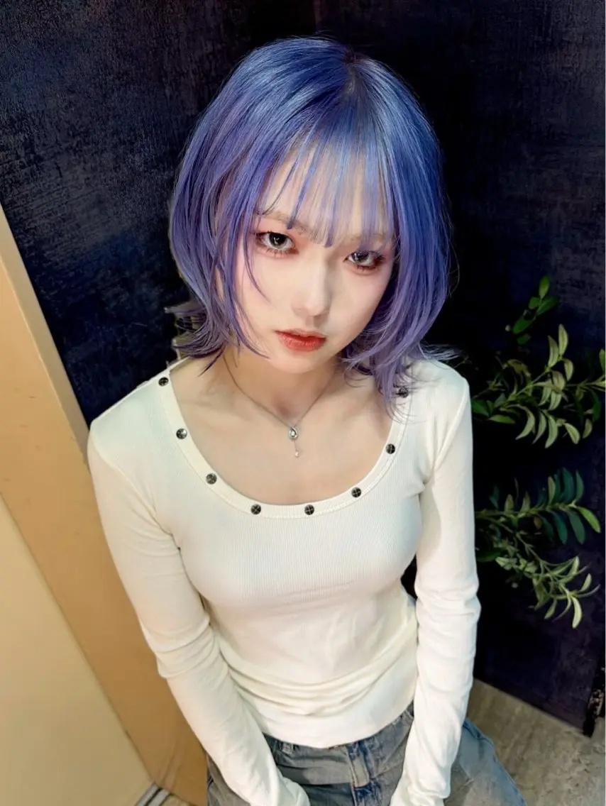 ショート カラー ヘアアレンジ ベージュカラー ブリーチ ケアブリーチ デザインカラー ダブルカラー 【.ico】心斎橋/ レイヤー/飛田ゆうきのヘアスタイル