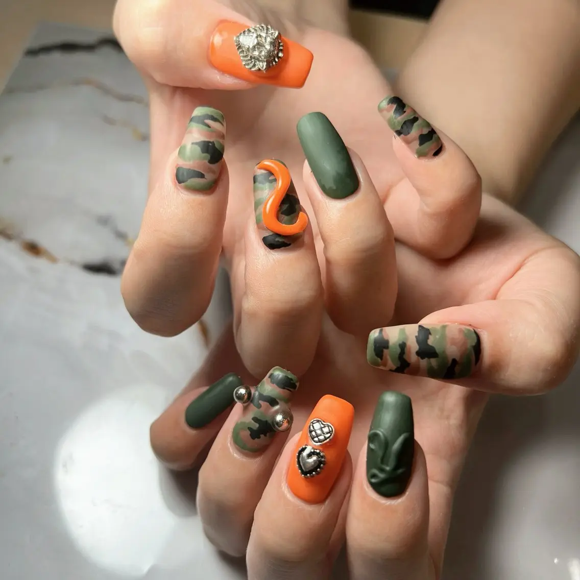 ネイル ハンドネイル Dia Nail AKIのネイルデザイン