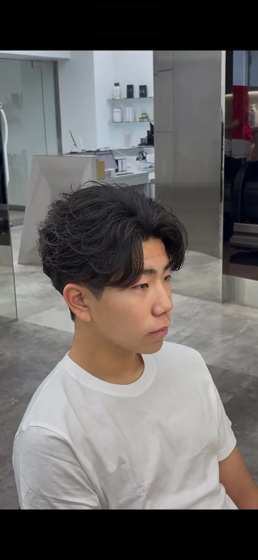 パーマ メンズ フェザーパーマ メンズパーマ 小野 隼士のヘアスタイル