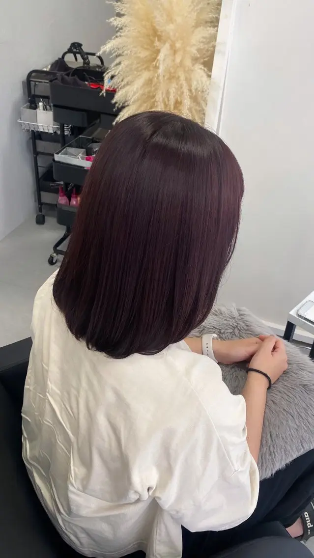 カラー ブリーチ カシス ブリーチなしカラー XELM高崎 🤍Kyokaのヘアスタイル