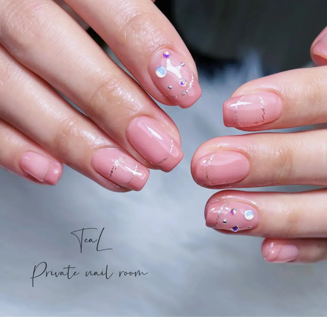 ネイル フレンチネイル ジェルネイル キラキラネイル TeaL nailのネイルデザイン