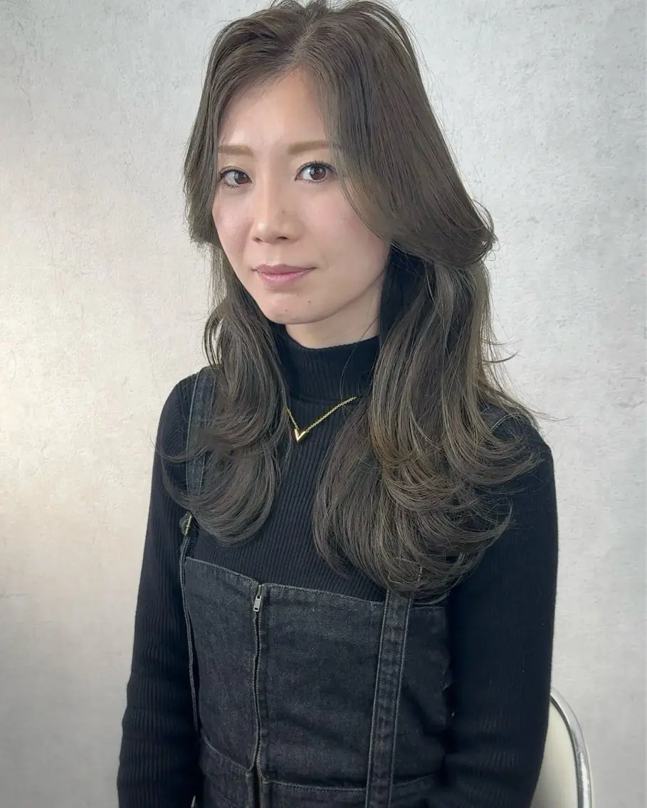セミロング カラー ヘアアレンジ 韓国風ヘア レイヤーカット トリートメント ワンホンヘア カット ヘアカラー トリートメント アンドウ ユウ/ レイヤーカット/韓国のヘアスタイル