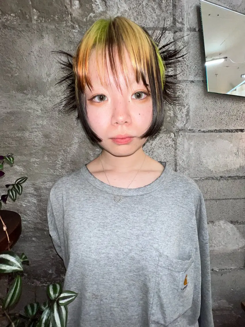 ミディアム カラー カット ヘアカラー 圧倒的デザイン力 店長🎨RENAのヘアスタイル