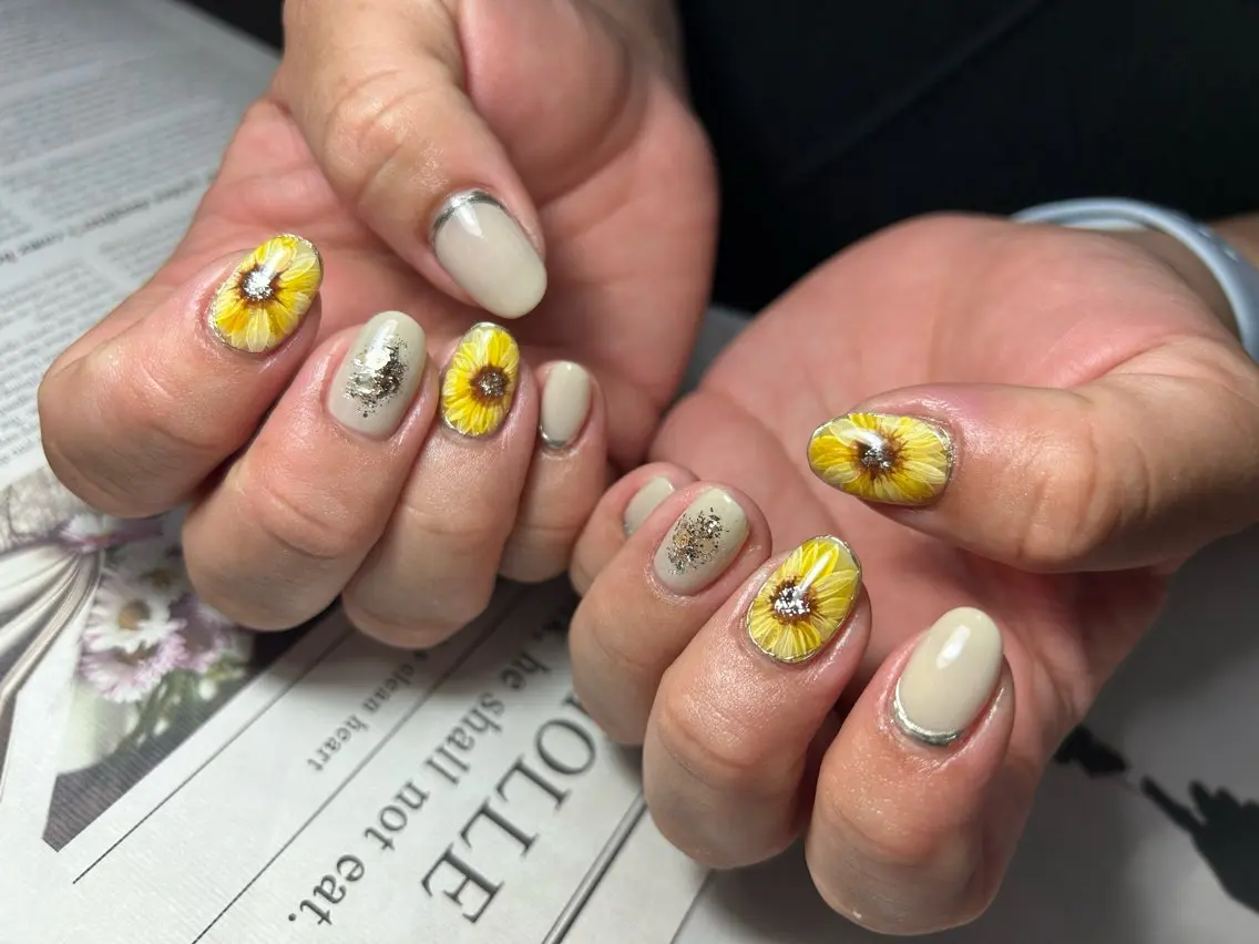 ネイル ハンドネイル nailroom‪ sb‪‪𓈒𓂂𓏸のネイルデザイン