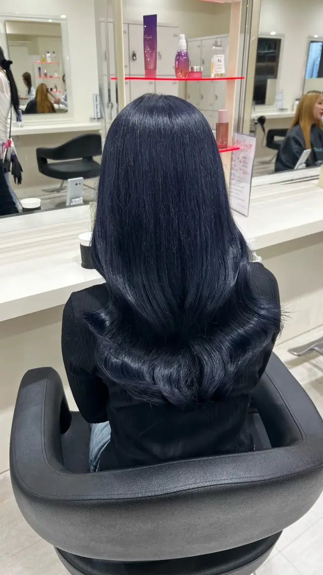 セミロング カラー ヘアアレンジ ヘアカラー 韓国レイヤー&ピンク 艶髪🩶maikoのヘアスタイル