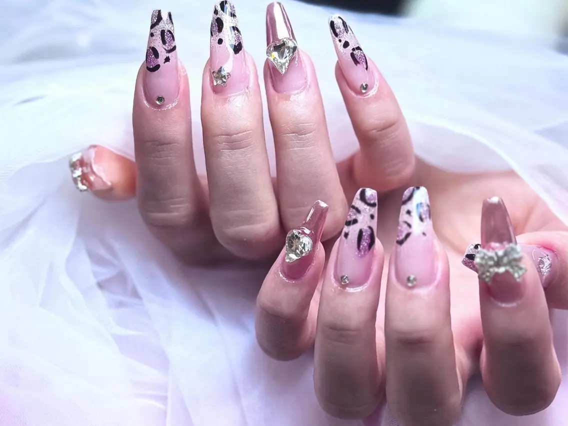 ネイル ハンドネイル hue nail1のネイルデザイン