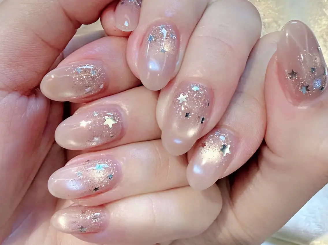 ネイル オーロラネイル ホログラムネイル ラメ(グリッター) ピンク ピンクベージュ ハンドネイル Sora Nailのネイルデザイン