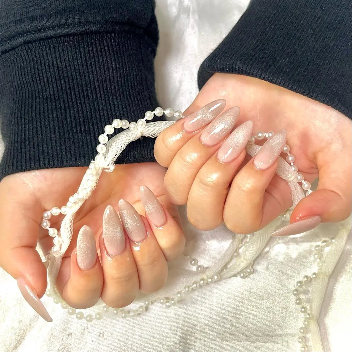 ナチュラル系マグネットネイルの写真