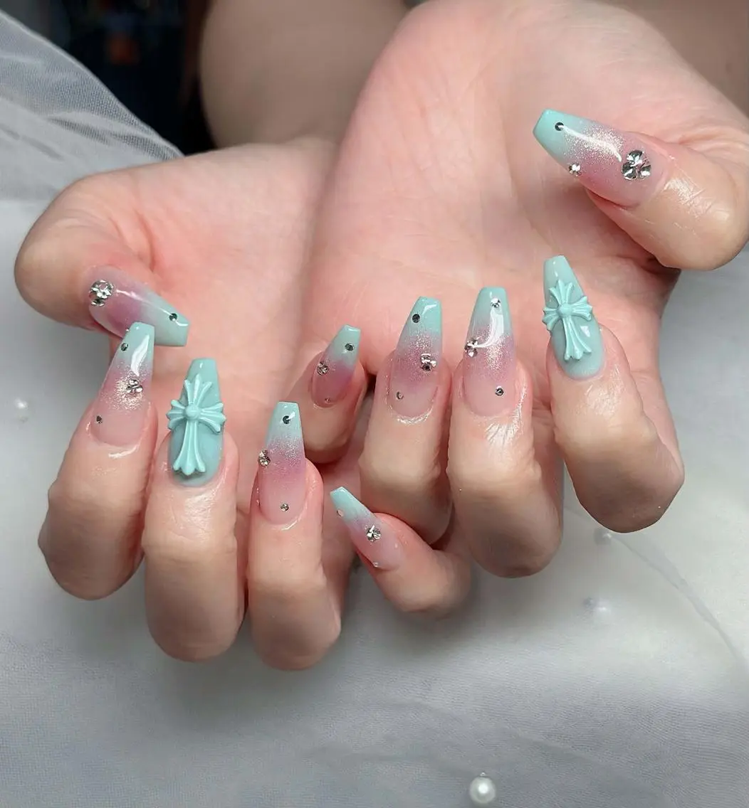 ネイル フレンチネイル ジェルネイル ガラスフレンチ ハロウィン ハート ハンドネイル Sakura h.babynailのネイルデザイン