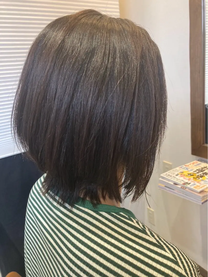 ミディアム YUKI .のヘアスタイル