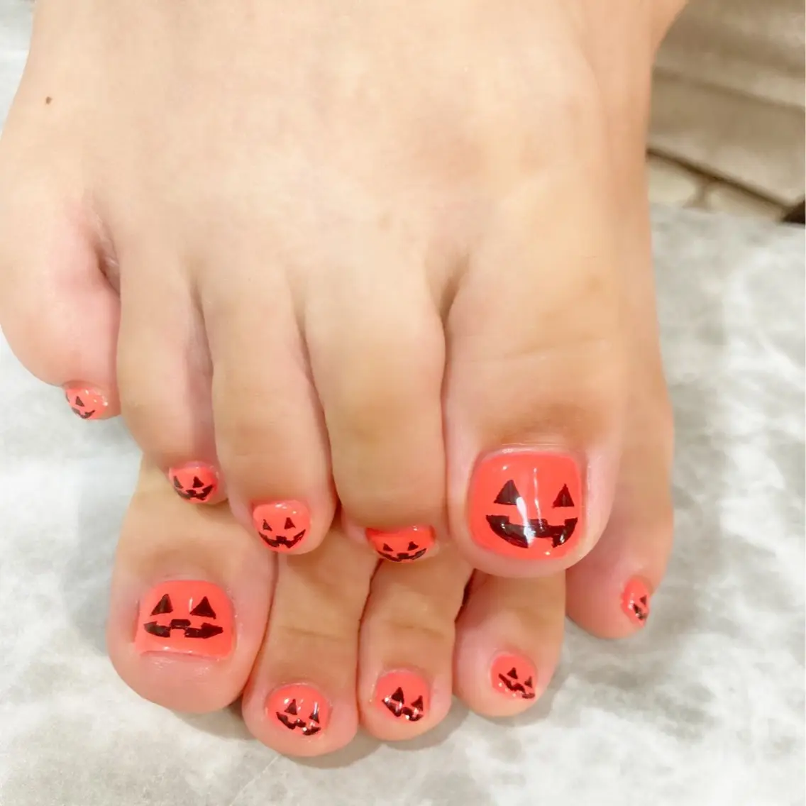 ネイル アートネイル フットネイル ハロウィン MonFavori 坂田のネイルデザイン