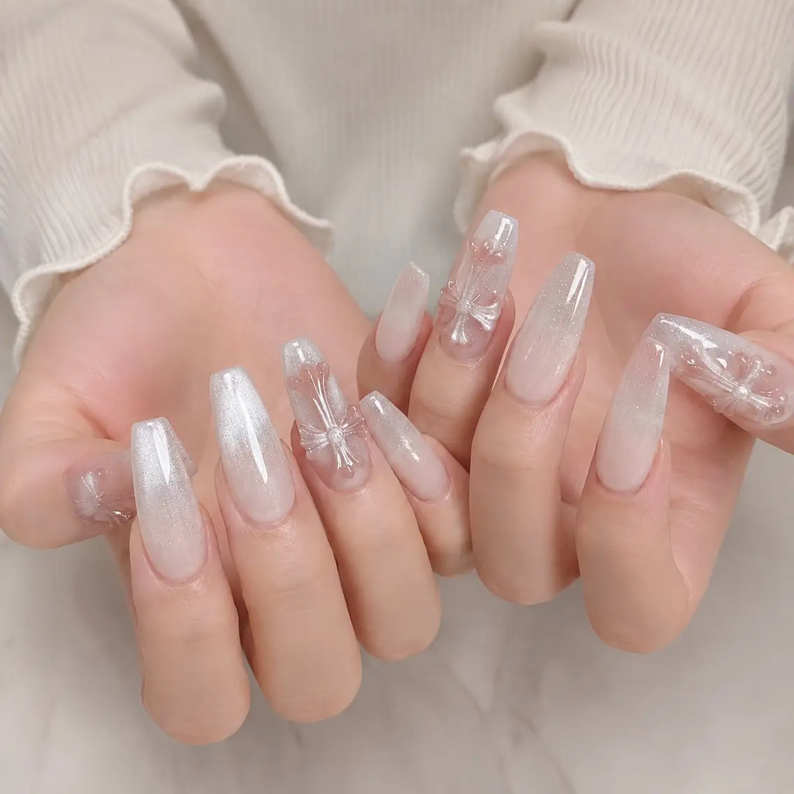 ネイル フレンチネイル ジェルネイル 韓国ネイル マグネットネイル 持ち込み ハンドネイル Royal Nail-RINAのネイルデザイン