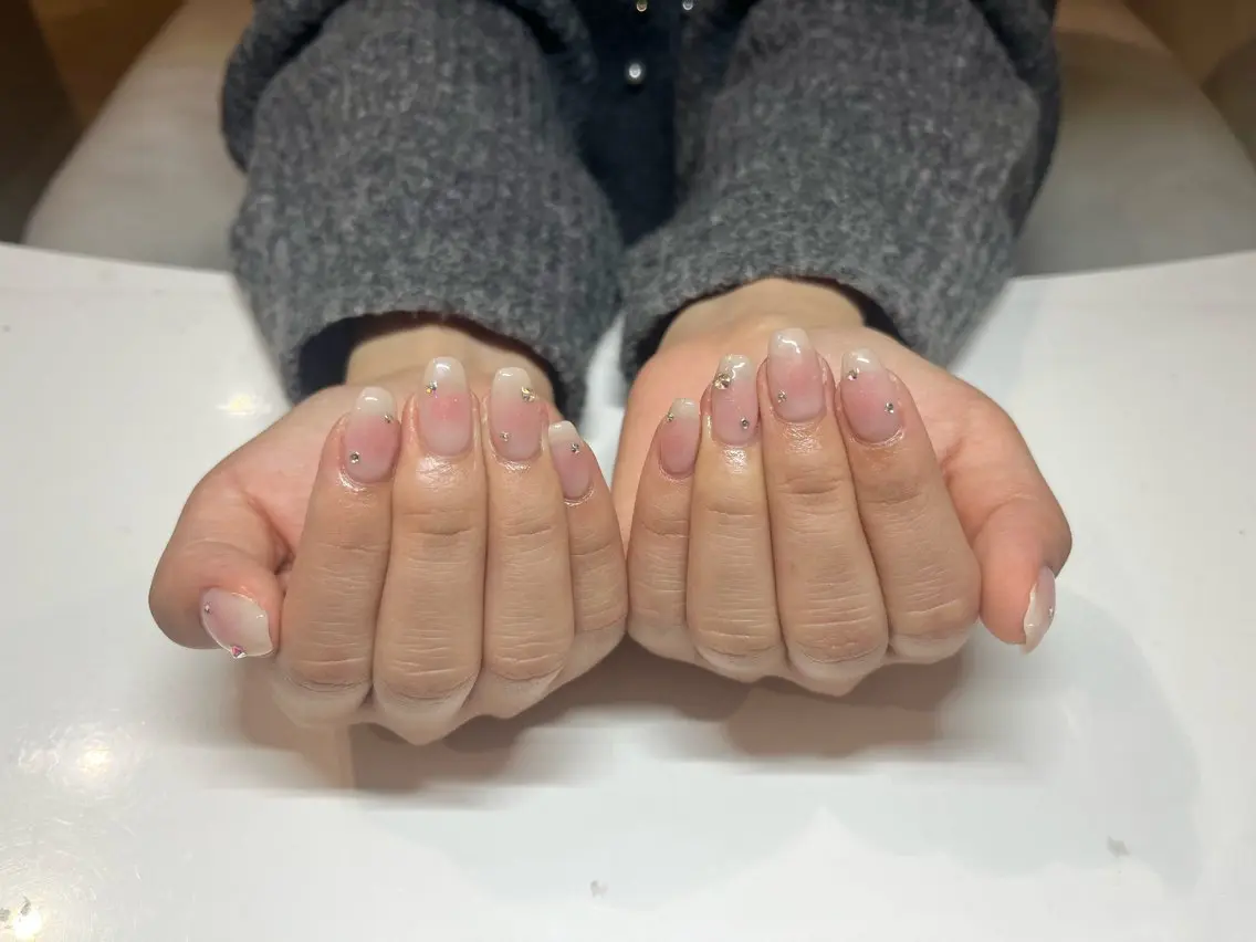 ネイル チークネイル ハンドネイル イーミリー市川店 moekaのネイルデザイン