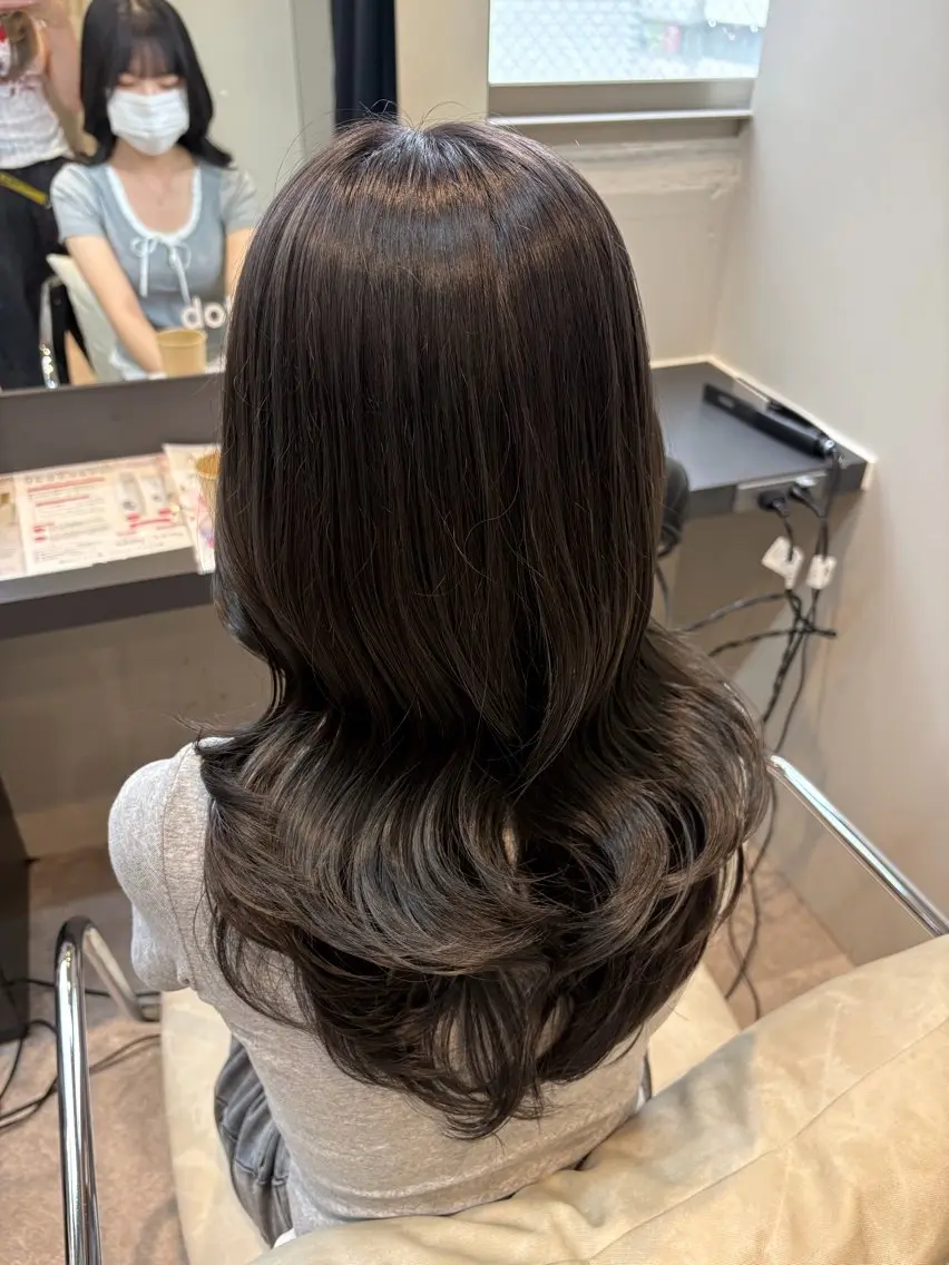 ロング カラー 🍀カラー特化透明 感ベージュ｜けいなのヘアスタイル