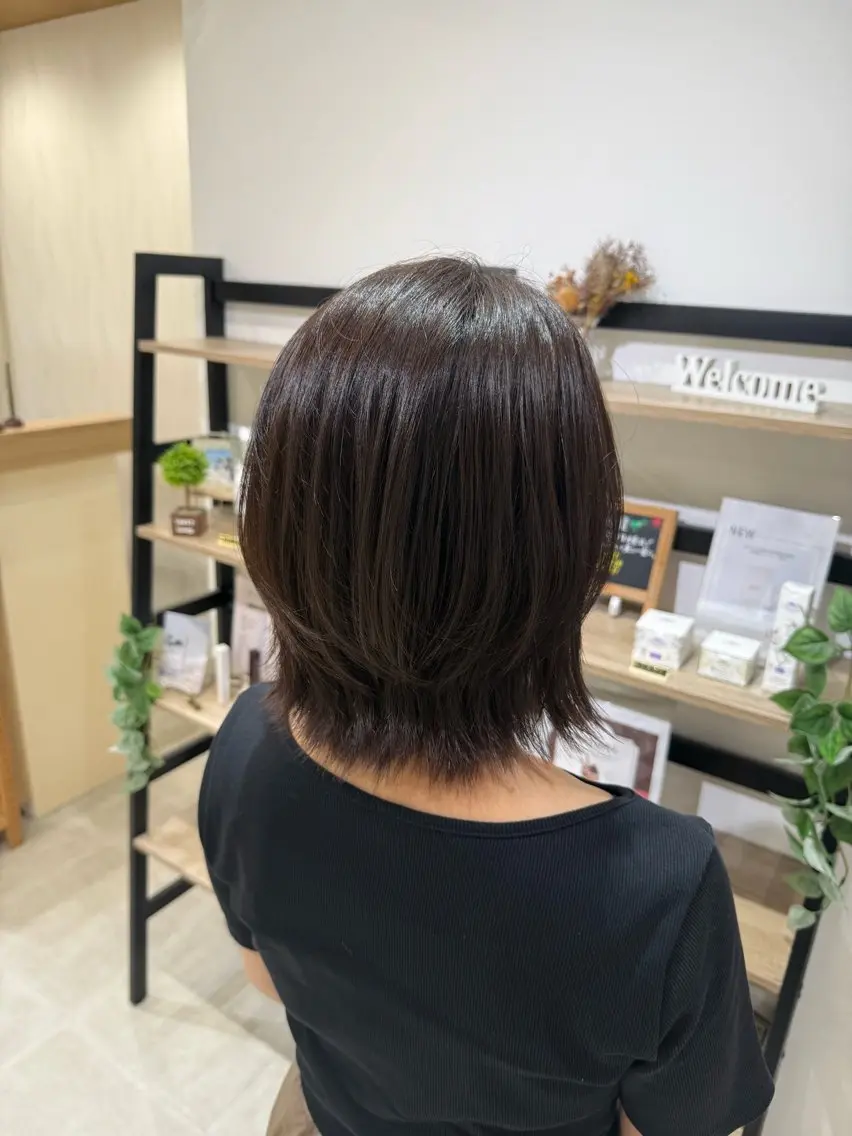 ミディアム 島 歩那のヘアスタイル