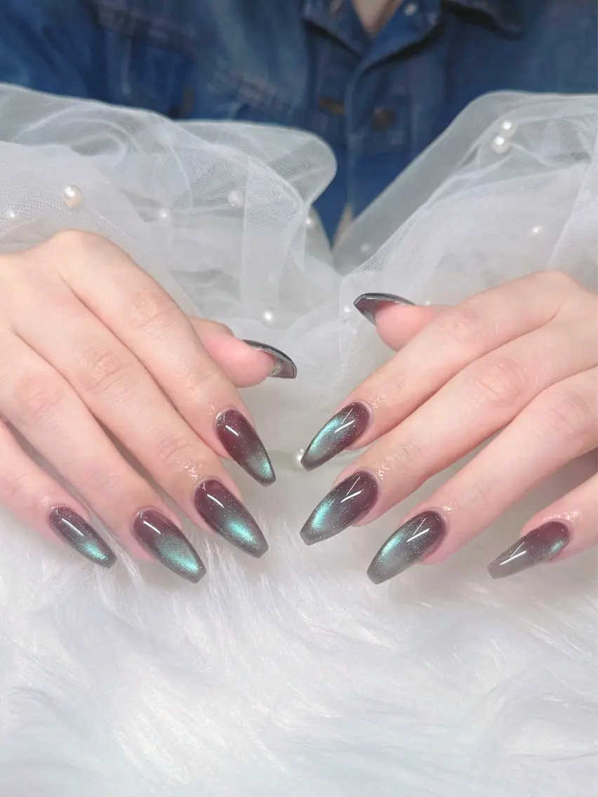 ネイル ジェルネイル マグネットネイル パラジェル ワンホンネイル ハンドネイル GOHOUBI Nail 心斎橋店のネイルデザイン