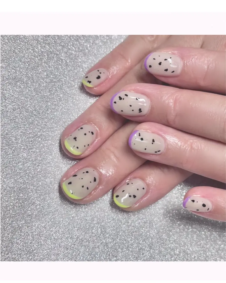 ネイル フレンチネイル ラメ(グリッター) ワンカラーネイル BEE NAILのネイルデザイン