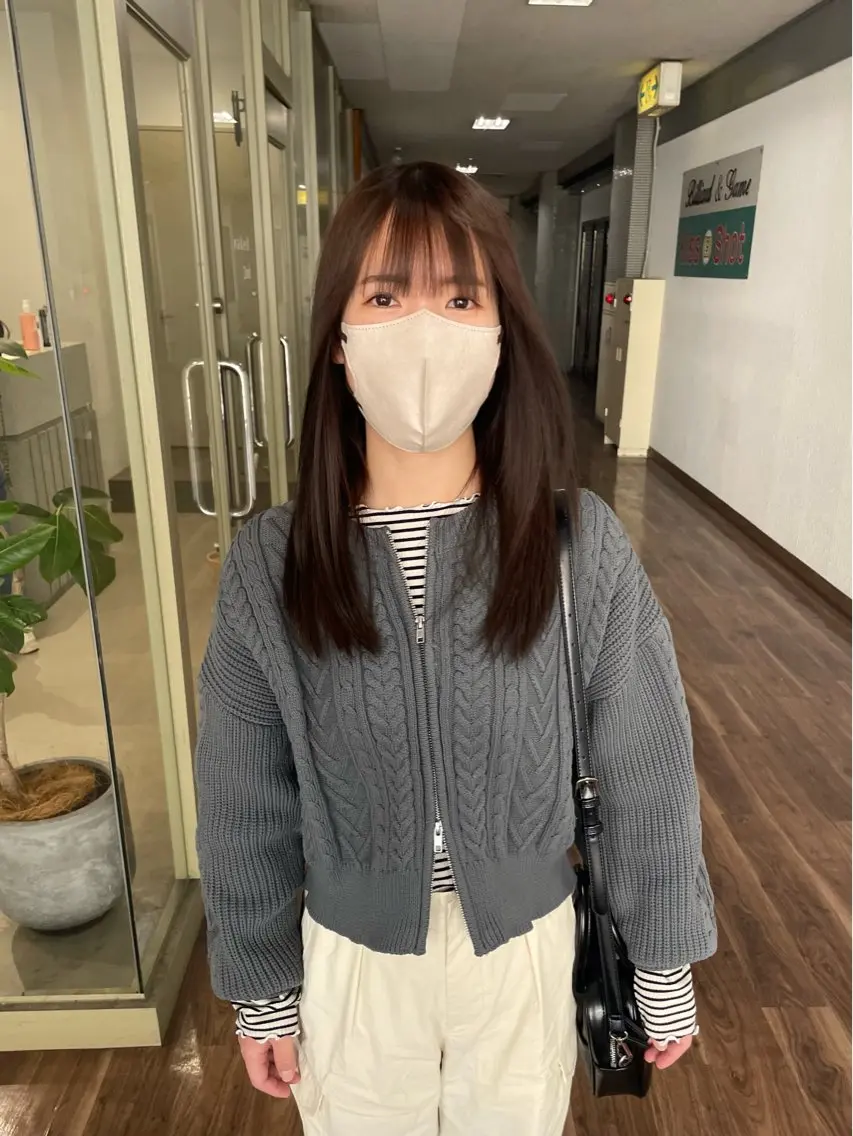 ロング カラー カットパーマモデル 山中 遥のヘアスタイル