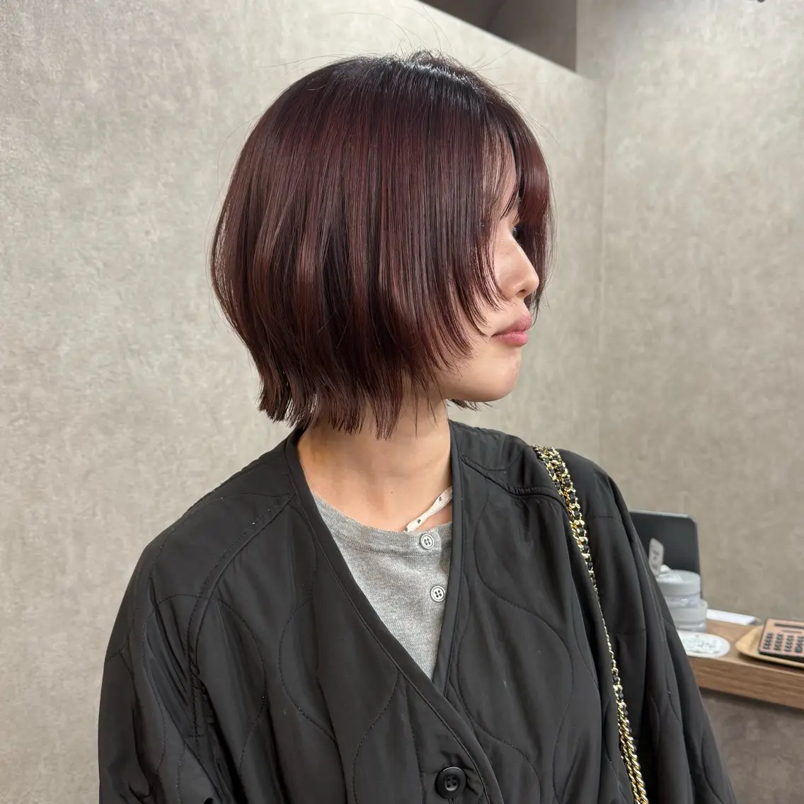 ミディアム ヘアカラー 丸みショート🧸 積田 佳奈のヘアスタイル